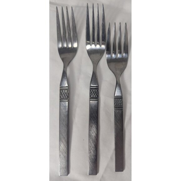 International Stainless Flatware Taiwan Square Tip Mid-Century Modern 10pc Set - Picture 6 of 6
